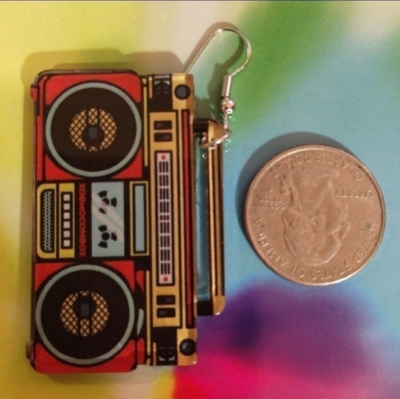 Big Retro Boombox Earrings - Picture 6 of 6
